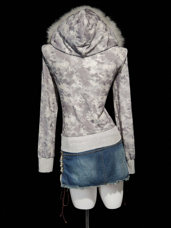 Ženska jakna s kamuflažnim printom i kapuljom – Slim fit, standardna duljina, poliester.