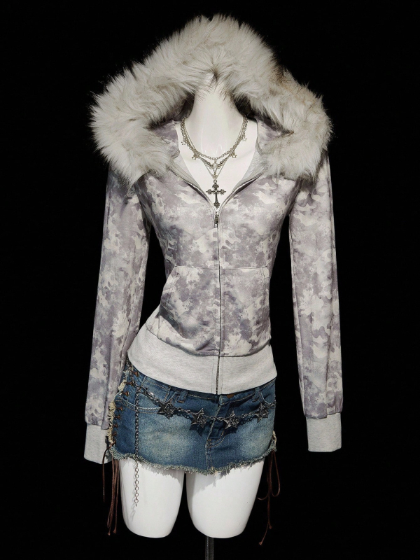 Ženska jakna s kamuflažnim printom i kapuljom – Slim fit, standardna duljina, poliester.