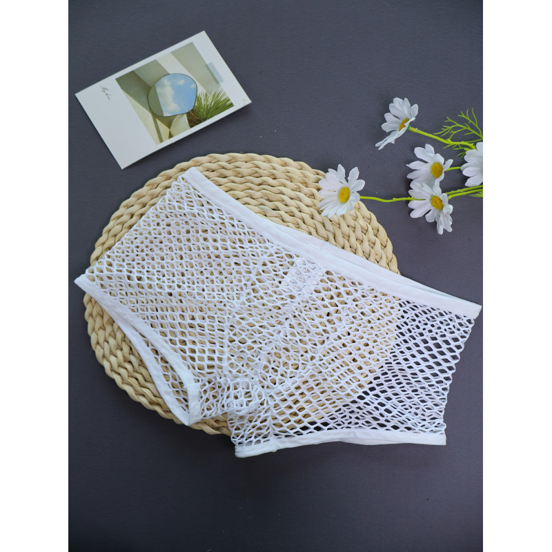 Pánske šortky bez švov s nízkym pásom, stredne elastická tkanina (85% nylon, 15% spandex), jednofarebné