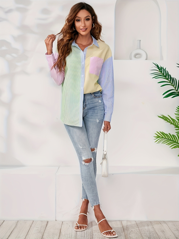 Prúžkovaná košeľa s voľným strihom typu boyfriend, predný krátky lem, zadný dlhý lem, dlhé rukávy, polyester 95%+