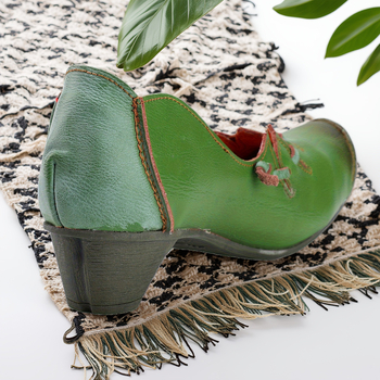 Topánky typu boat s Peep Toe, vrchnok z hovädzej kože, nízky hrubý podpätok, podrážka z TPR