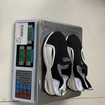 Dámske slip-on športové sandále, sieťovaný vrch, gumová podrážka, guľatá špička, európsko-americký štýl, jar 2025