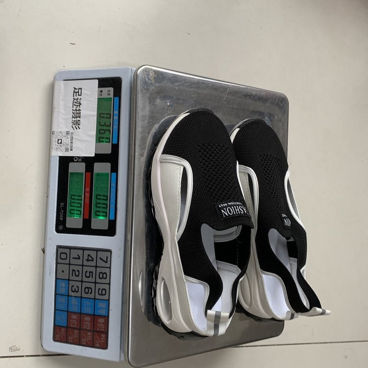 Dámske slip-on športové sandále, sieťovaný vrch, gumová podrážka, guľatá špička, európsko-americký štýl, jar 2025