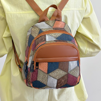 Női PU hátizsák cipzárral, belső patch zseb, rejtett cipzáras zseb, Lingzhi Kangaroo márka, tavasz 2025