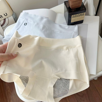 Γυναικείες βαμβακερές σλιπ μεσαίας μέσης, 95% βαμβάκι; επένδυση καβάλου: βισκόζη 100%