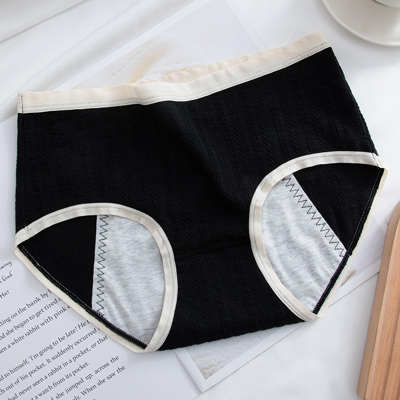 Dámske nohavičky so strednou taliou pre menštruáciu, hlavná tkanina 93,5% bavlna, podšívka v intímnej zóne 100% bavlna, jacquard väzba