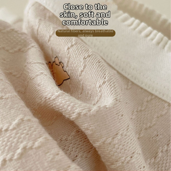 Dámske menštruačné nohavičky, hlavný materiál bavlna 44%, intímna podšívka 100% bavlna, stredný pás, fyziologická funkcia