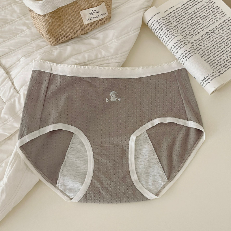 Dámske menštruačné nohavičky, hlavný materiál bavlna 44%, intímna podšívka 100% bavlna, stredný pás, fyziologická funkcia