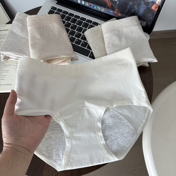 Dámske menštruačné nohavičky – 95% bavlna, stredný pás, intímna podšívka 95% viskóza, fyziologická funkcia, pre mladé ženy