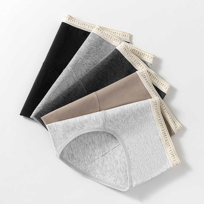 Fyziologické bavlnené dámske nohavičky, stredný pás, rýchloschnúce, hlavný materiál 95% bavlna, výstelka v rozkroku 100% bavlna