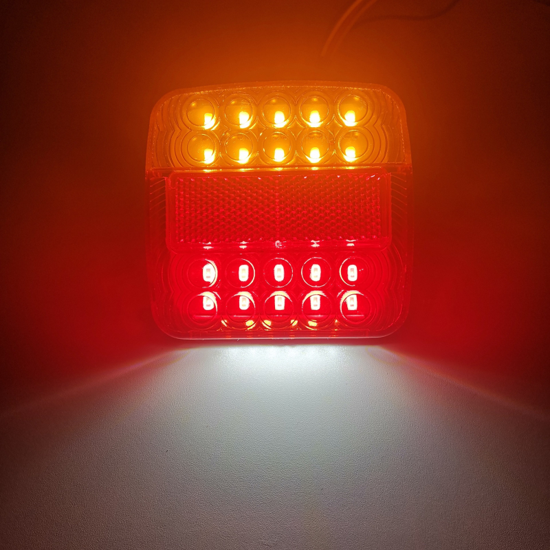 LED zadné svetlo, červeno-žlté dvojfarebné bočné svetlo, model T15, 12V, 3W, 6000K