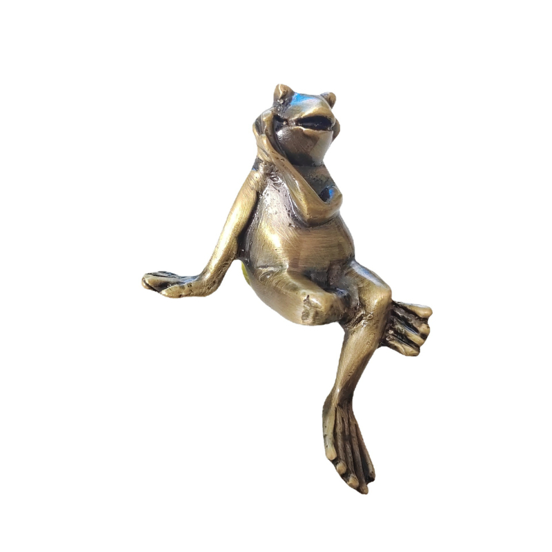 Mosadzová úchytka na nábytok s motívom žaby, kreatívny štýl, Lost-wax liatie, distressed povrch, 184 g