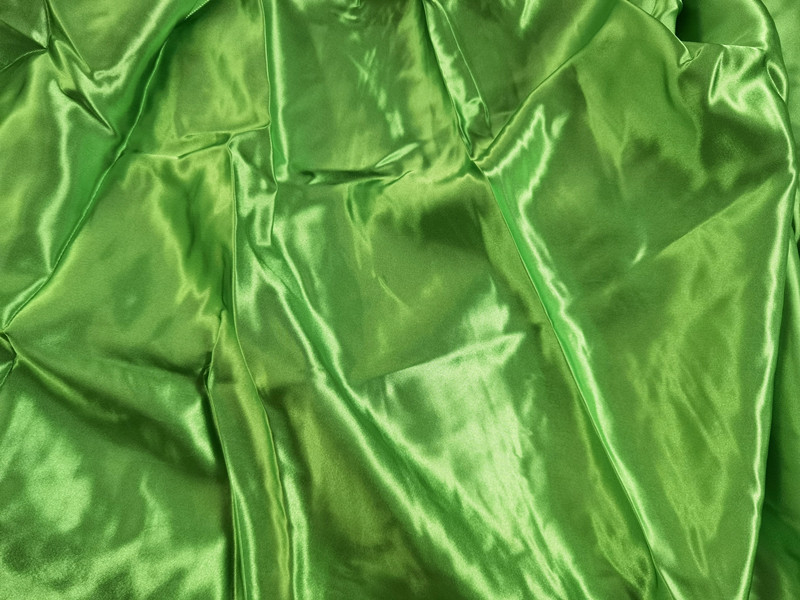 Belly dance dlhá sukňa so širokým lemom - moderný kostým na predstavenie pre ženy; satén Bamei; hlavný materiál: 99% polyester; značka Qingzi aiyi; jar 2025.