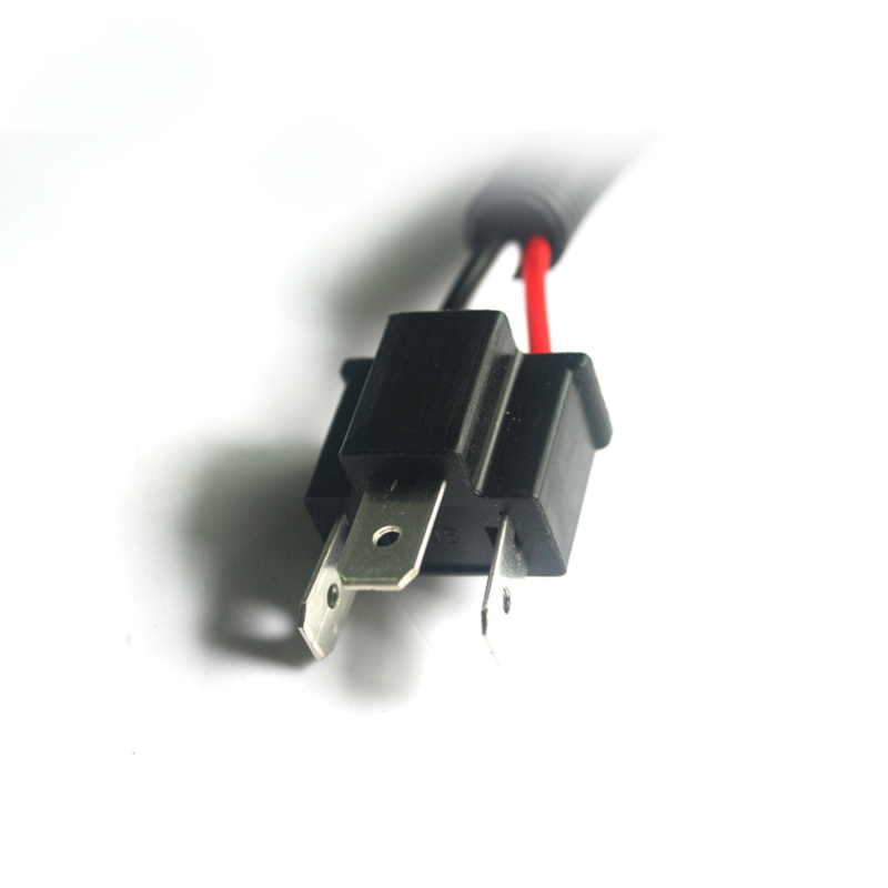 H4 predlžovací kábel pre HID svetlá — model H4, 12V, 35W, životnosť 3200h