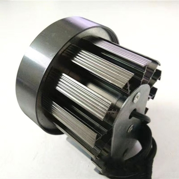 Denné svetlo s vonkajším puzdrom z hliníkovej zliatiny, xenónové svetlo, 24V, 50–60W