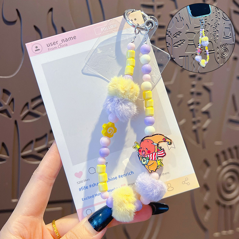 Kľúčenka s príveskom – ručná výroba, DIY, hviezdny pompon korálka, plyš a akryl, kreslený štýl