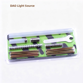 Skrutkový set pre HID Xenón svietidlo s dvojitou šošovkou a držiakom – Dea D2 universal, hliníková zliatina