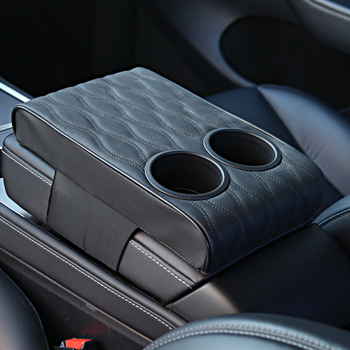 Automobilas roku balsts ar dubultiem krūžu turētājiem, ādas pārklājums, universāla saderība — modelis 3218, svars 480 g, izcelsme Guangzhou