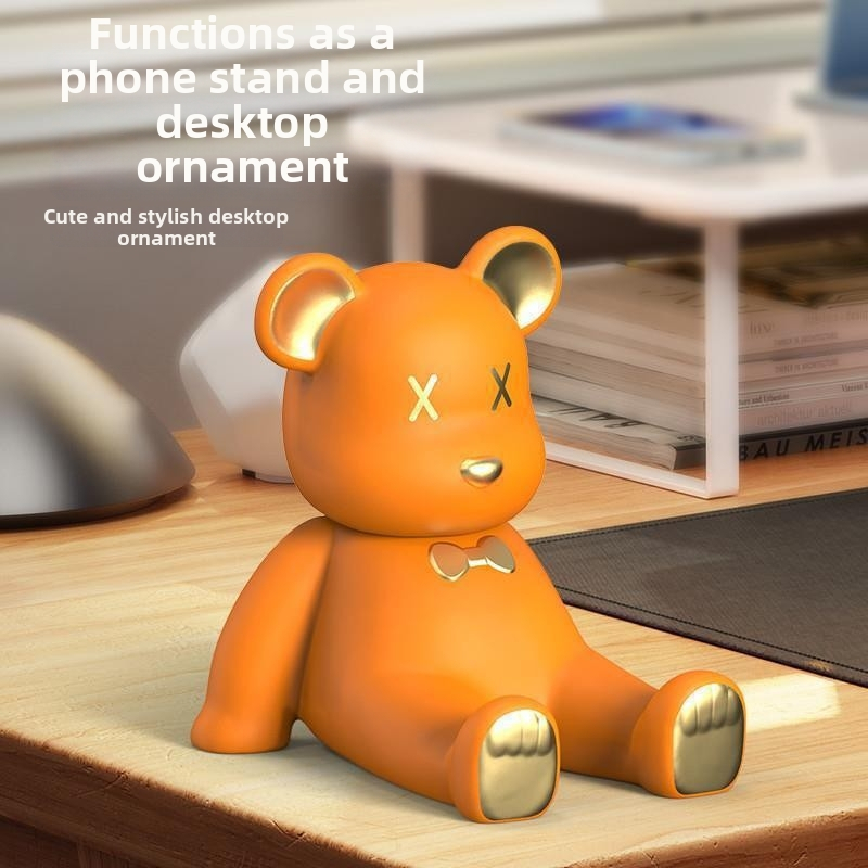 Десктоп стойка за телефон с мече с ягодов мотив; ABS/пластмаса; стил карикатура; възможност за персонализация.