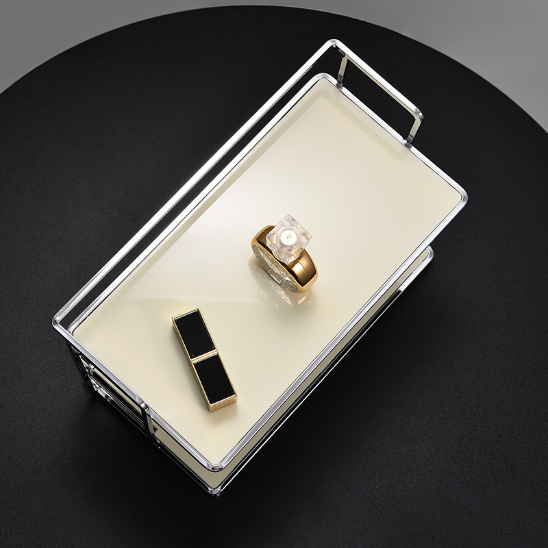 Dvostrani stolni organizator za pohranu — metalni okvir s akrilnim elementima, za šminku, čaše i kućnu uporabu