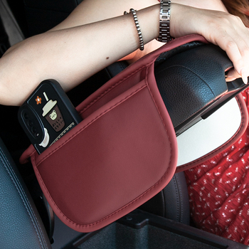 Che Dongdong ādas automašīnas rokas balsta kaste mats ar uzglabāšanas nodalījumu, universāla savietojamība, privāta zīme pieejama