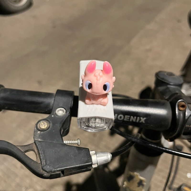 Predné svetlo na bicykel, vodotesné, roztomilý karikatúrny dizajn, nabíjateľné, na nočné jazdy