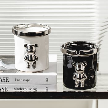 Porcelanski pepelnjak u obliku medvjeda s lijevkom, za dom i auto, Famous Art Ceramics, prilagodljiv s tiskanim logom