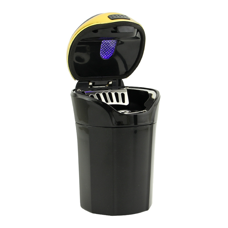 N12A Pepeljara za auto s rasvjetom i poklopcem, plastika, 255 g, lijevanje