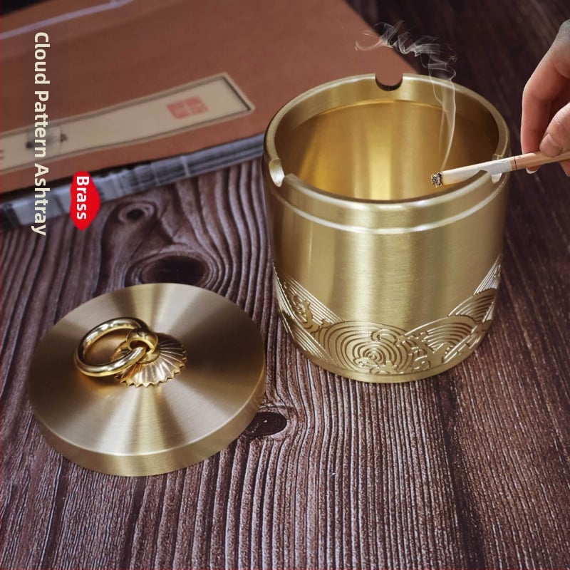 Popolník do auta - kov, značka Xin Copper, model popolník, sochárska úprava, hmotnosť 380 g