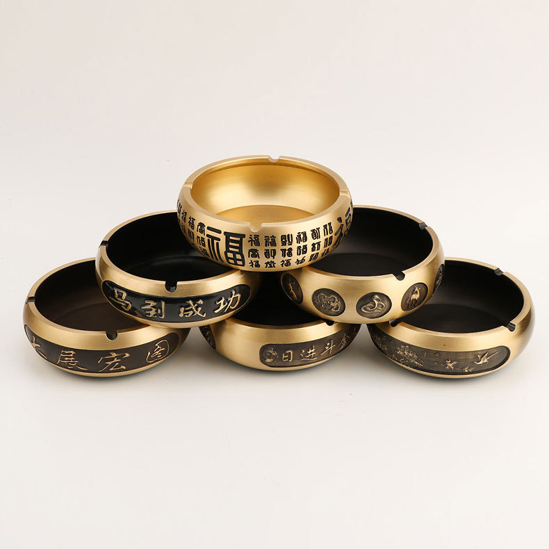 Meďový popolník so zodiálnym dizajnom, východný štýl, na domáce alebo kancelárske použitie