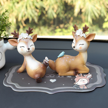 Unutarnja automobilska protuklizna podloga za mobitel, sladak crtani dizajn, PVC materijal, otporan na visoke temperature, tih