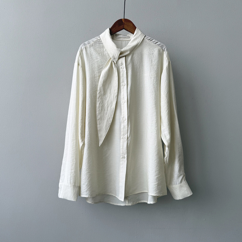 Košeľa s golierom vo francúzskom štýle a šálovým golierom, dlhé rukávy, lyocell-vlnená zmes, jednofarebná