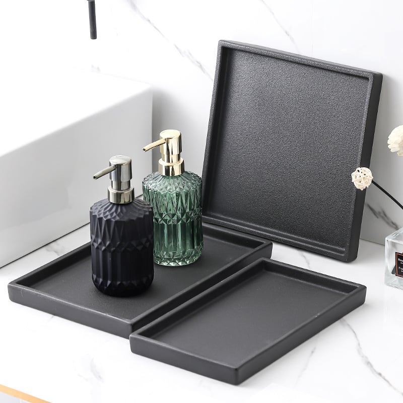 Porcelánový podnos do kúpeľne na kozmetiku a uteráky – nepravidelný tvar, moderný minimalistický štýl, vhodný do mikrovlnky