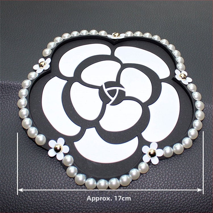 Automobilová ozdobná dekorácia – protišmytická podložka s diamantovou kaméliou, PU, prispôsobiteľné, značka Purple Yuchen Lan