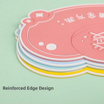 Protisklzová podložka pre stredovú konzolu auta s karikatúrnym dizajnom, tepelne odolný PVC materiál; Značka: Full Crossing; Licencovaný súkromný štítok: Áno; Bez prispôsobenia; Bez loga.