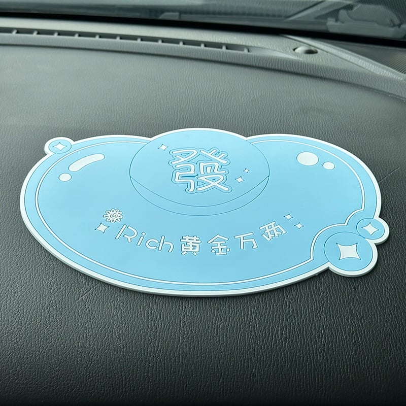 Protisklzová podložka pre stredovú konzolu auta s karikatúrnym dizajnom, tepelne odolný PVC materiál; Značka: Full Crossing; Licencovaný súkromný štítok: Áno; Bez prispôsobenia; Bez loga.