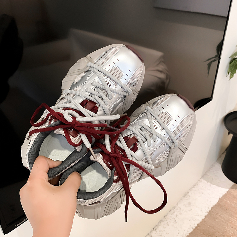 Ženské športovo- voľnočasové tenisky s 6 cm zvýšením výšky, retro hrubá podrážka, šnúrky, mikrovláknový vršok