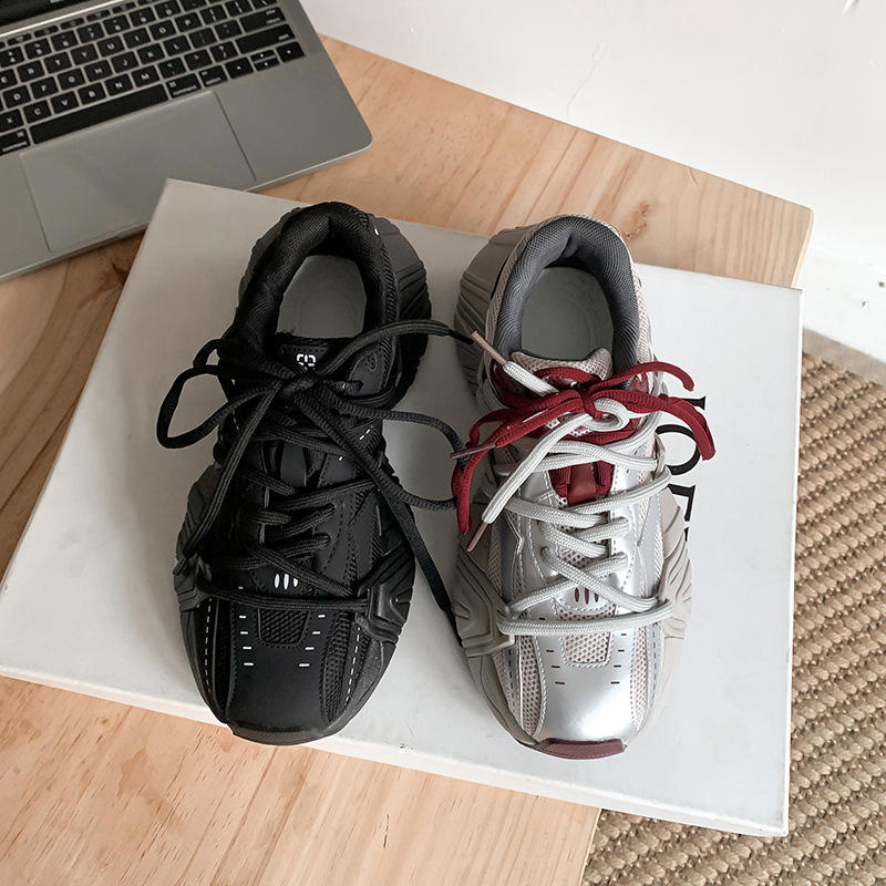 Ženské športovo- voľnočasové tenisky s 6 cm zvýšením výšky, retro hrubá podrážka, šnúrky, mikrovláknový vršok