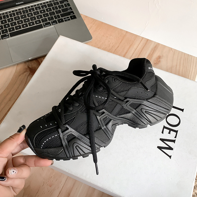 Ženské športovo- voľnočasové tenisky s 6 cm zvýšením výšky, retro hrubá podrážka, šnúrky, mikrovláknový vršok