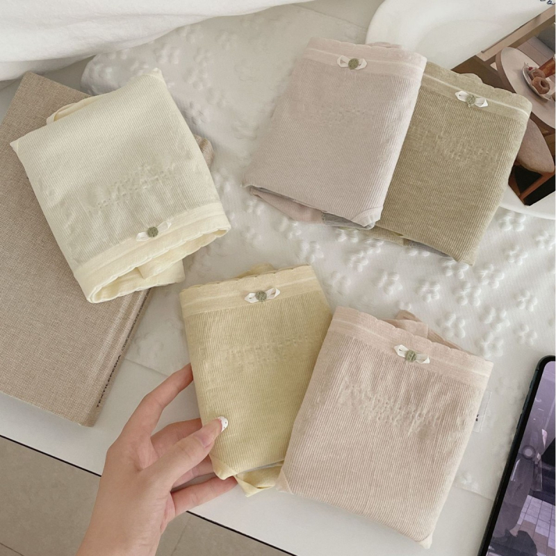 SANWYMEN bezšvové menštruačné nohavičky pre ženy, stredný pás, priedušné; hlavný materiál 85% regenerovanej celulózovej vlákniny, klínová výstelka 95% regenerovanej celulózovej vlakniny; jednofarebné, fyziologické nohavičky; kód K3669