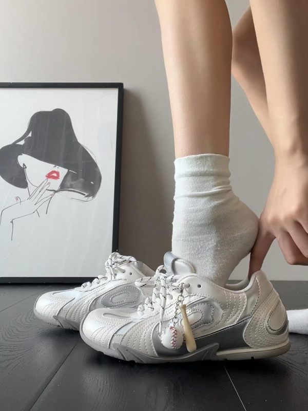 Nemecké tréningové topánky - Vrchný materiál: hovädzia koža + textil; Päta: guma; Vnútorná stielka: EVA; Tvar špičky: okrúhla