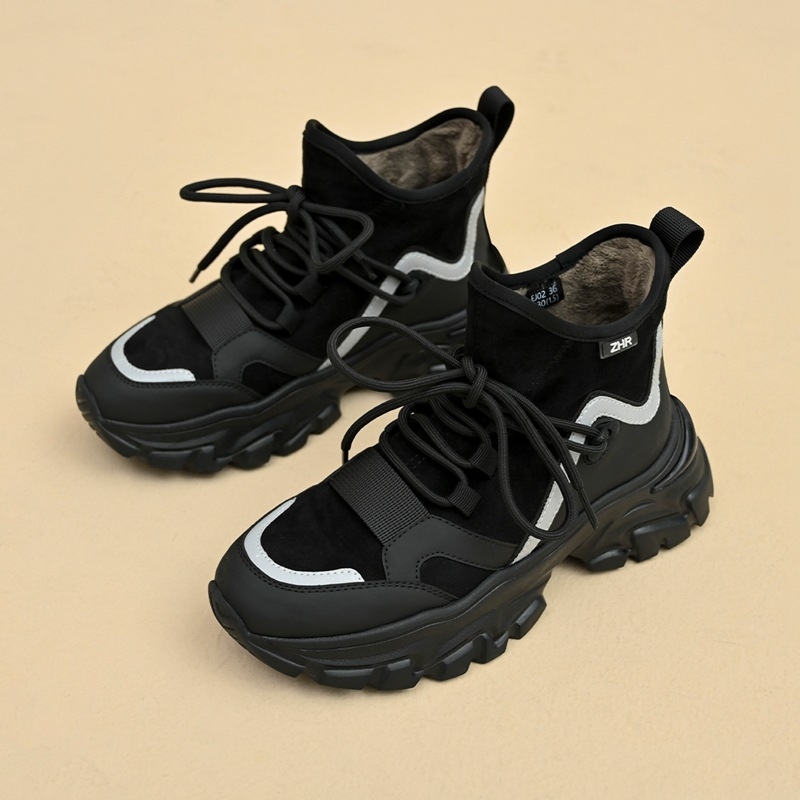 Dámske športové tenisky s vysokým vrškom, okrúhla špička, stredná päta 3–5 cm, vrchnok z ovčieho velúru + mikrovlákno, podšívka krátky plyš