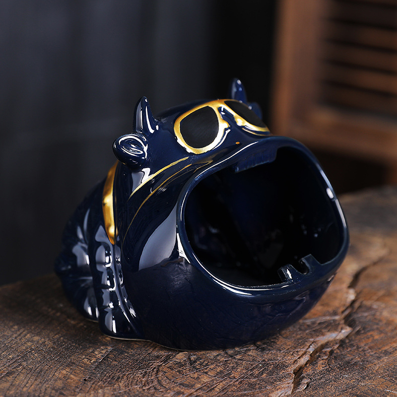 Keramický popolník s mačkou z karikatúry – vetru odolný, s tlačou loga, na dekoráciu a skladovanie, zbierka
