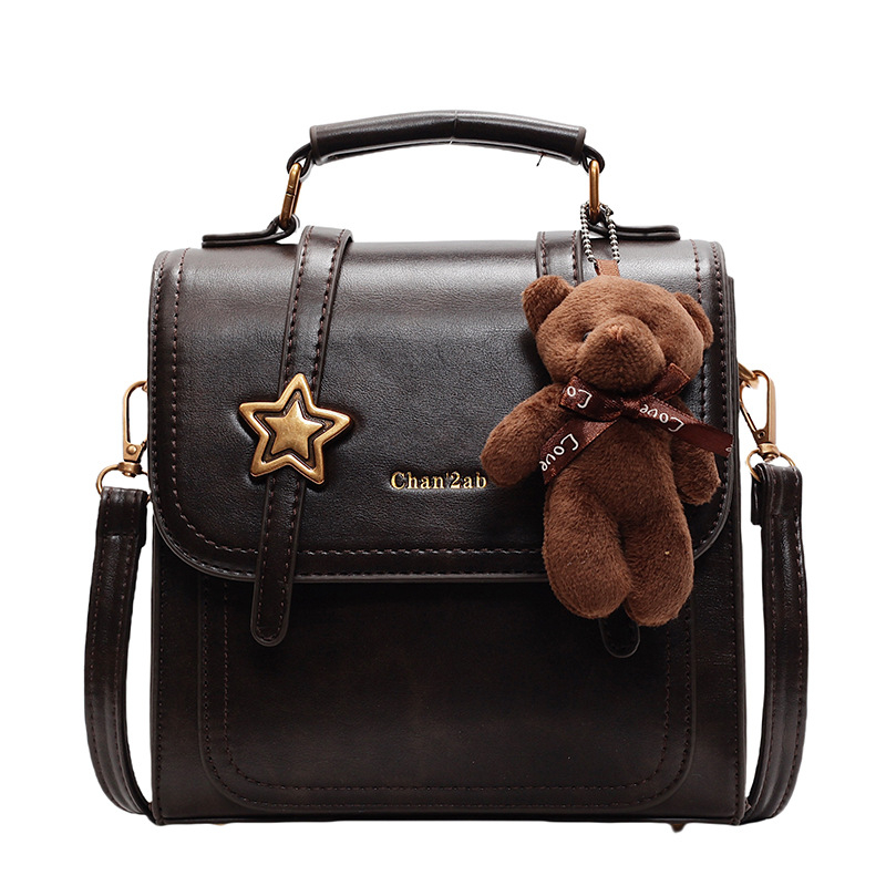 Dámsky PU batoh – mestská jednoduchosť, vnútorná vrstva, vrchné zatvorenie, jeseň 2025.