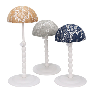 Stojan na parochne s nastavitelnou výškou, odnímateľný čipkový dizajn na uskladnenie parochne