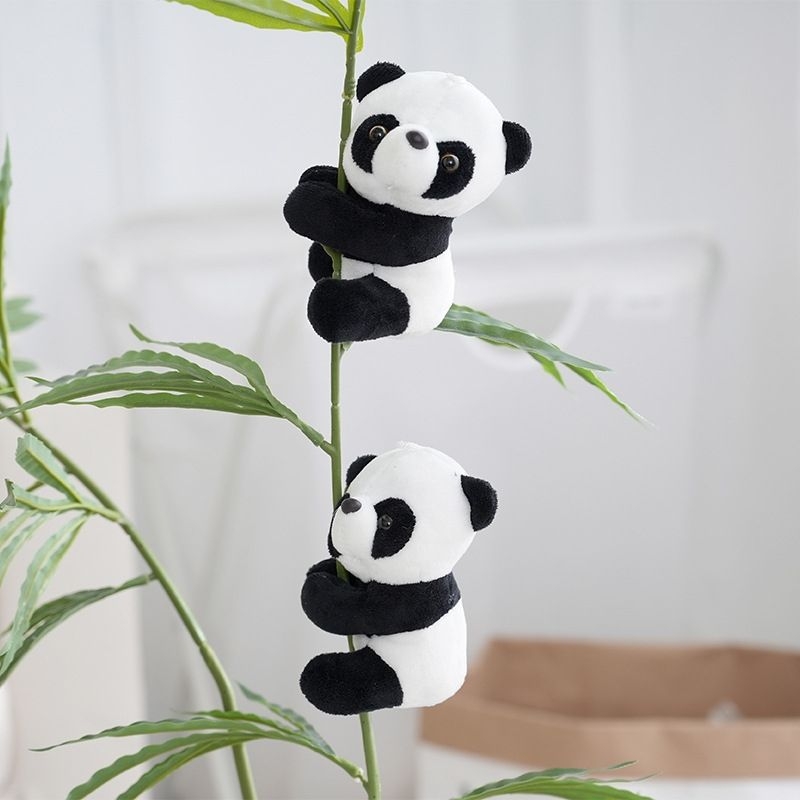 Panda klipszes plüss játék – kristályosan puha plüss, PP pamut töltés, 14+ éveseknek, asztali dekoráció