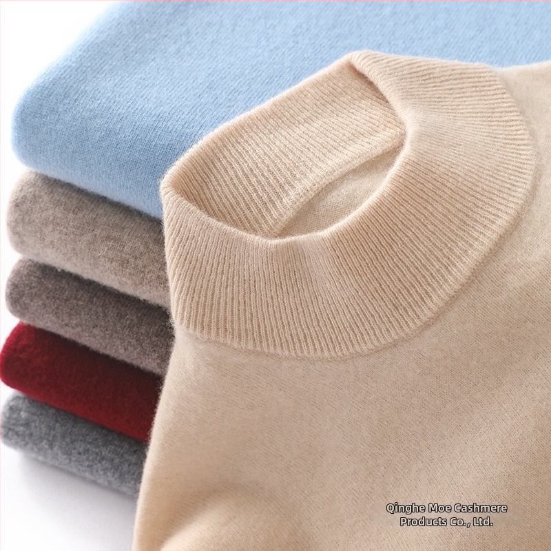 Pánsky sveter z 100% vlny, polovične vysoký golier, dlhé rukávy, priliehavý strih, zima