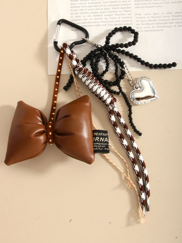 Ručne vyrobený prívesok na tašku aľkľúčenka s motívom lásky, ľahký luxusný doplnok pre telefón