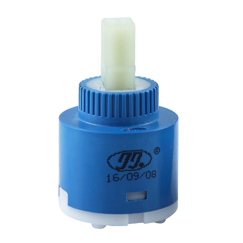 Keramický jadrový ventil pre kohútik, model V6714; vhodný pre kohútiky; maximálna prevádzková teplota 90°C; uhol otáčania 120°; životnosť 30