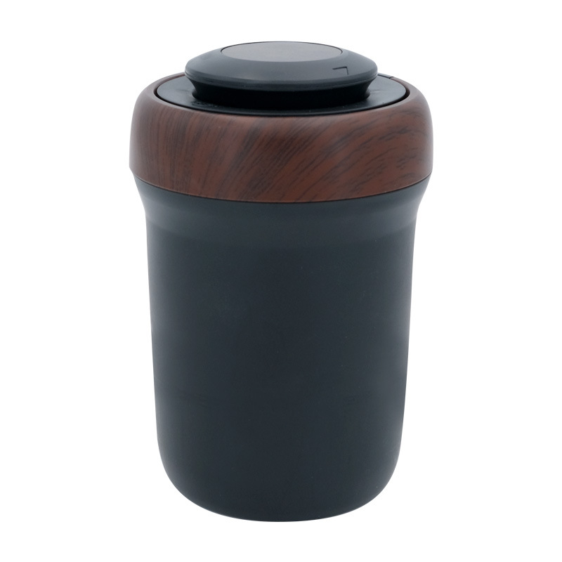 Auto popolník s oblúkovým zapalovačom a svetlom, model N17D, plast, 320 g, značka Car flash